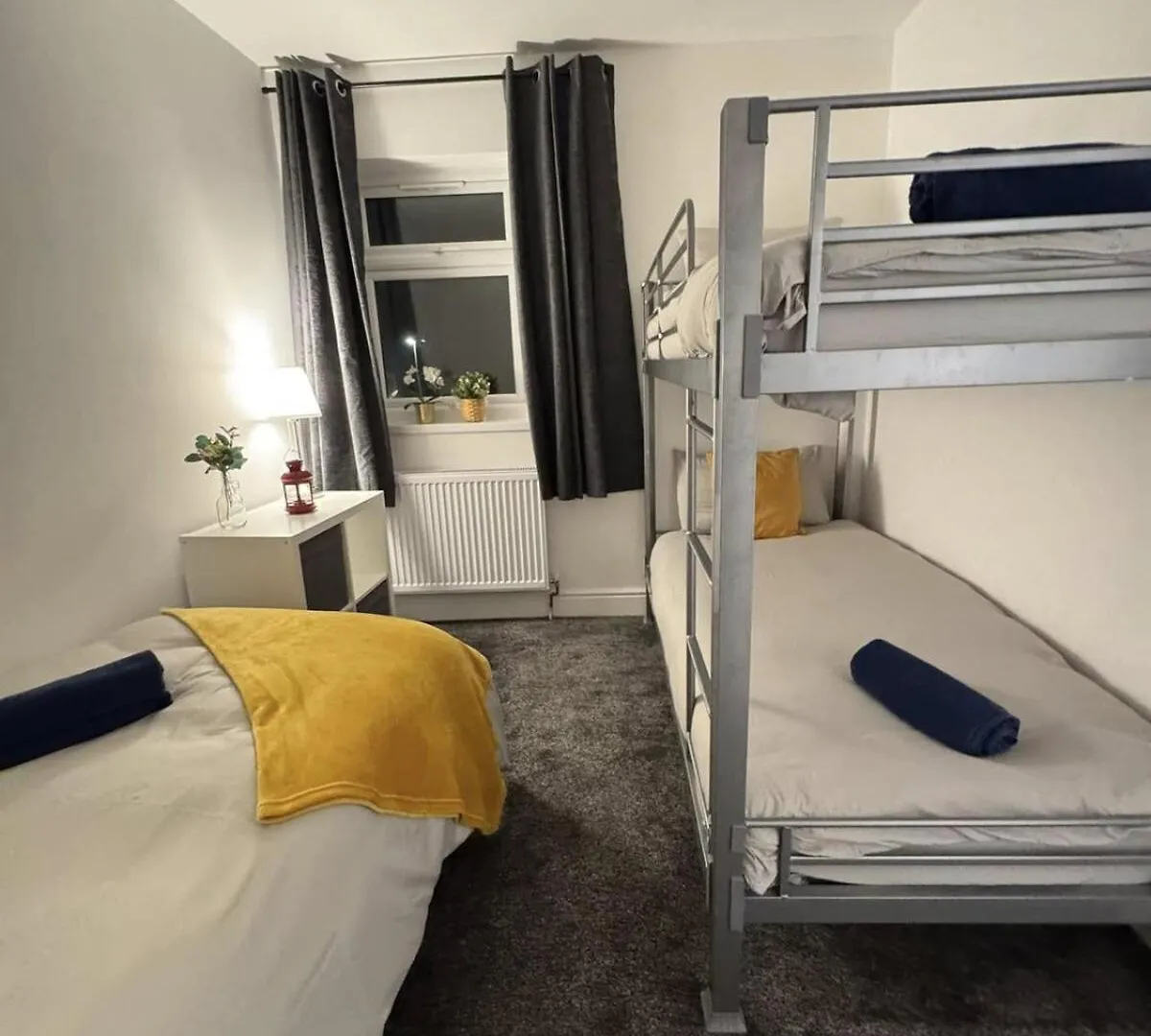 Modern 3 Bed Near Excel-Big Ben Villa London Holiday home