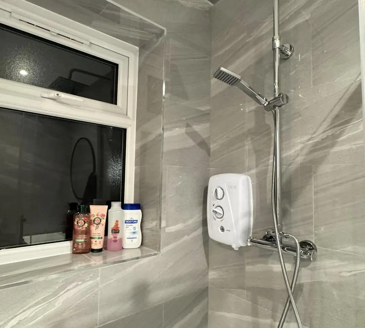 Modern 3 Bed Near Excel-Big Ben Villa London